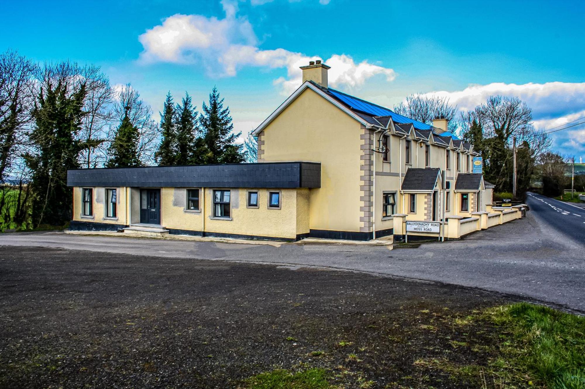 The Coach Inn Strabane Buitenkant foto